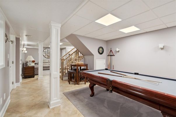 Billiard Table, Game Room, Interior, Recessed Lighting