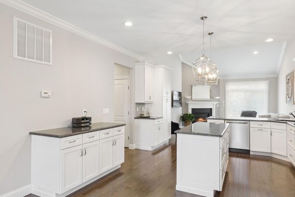 Fireplace, Interior, Kitchen, Pendant Lights, Recessed Lighting, Wood Texture Flooring