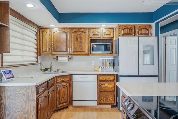 Interior, Kitchen, Recessed Lighting, Wood Texture Flooring