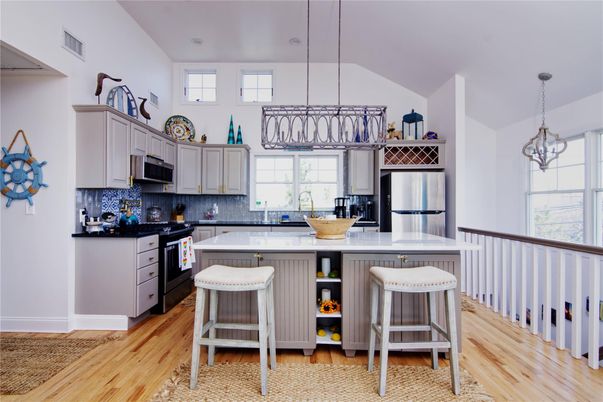 Interior, Kitchen, Pendant Lights, Wood Texture Flooring