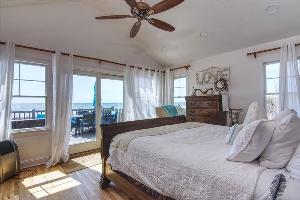 Bedroom, Interior, Water, Wood Texture Flooring