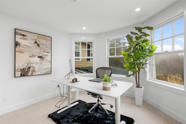 Home Office, Interior, Recessed Lighting, Wood Texture Flooring