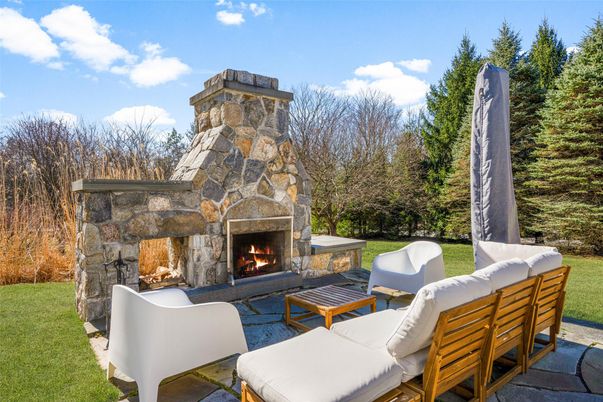 Exterior, Fireplace