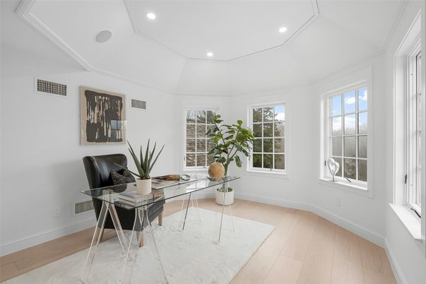 Home Office, Interior, Recessed Lighting, Wood Texture Flooring