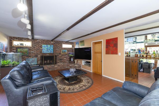 Fireplace, Interior, Living room, Pendant Lights, Stone Walls