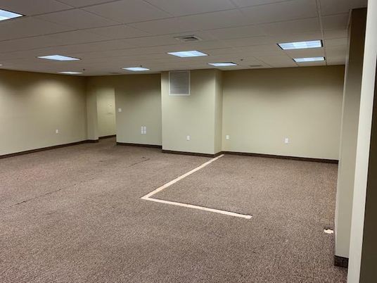 Empty room, Interior, Recessed Lighting