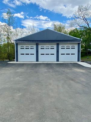 Detached Garage, Exterior