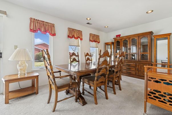 Dining room, Interior, Recessed Lighting