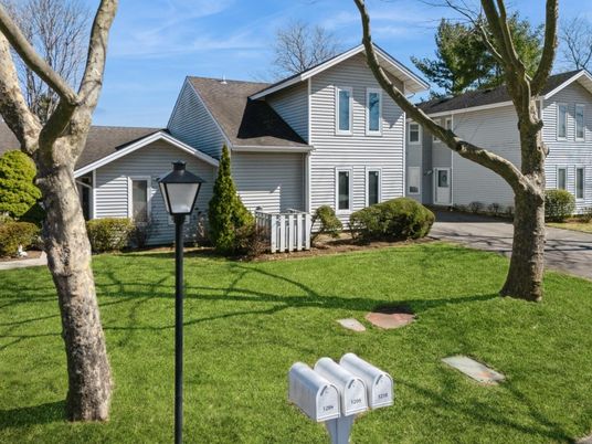 Backyard, Exterior, Facade, Farmhouse