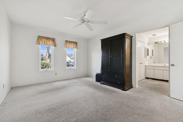 Bathroom, Empty room, Interior