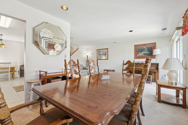 Dining room, Interior, Pendant Lights, Recessed Lighting