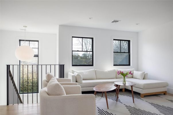 Interior, Living room, Pendant Lights, Recessed Lighting