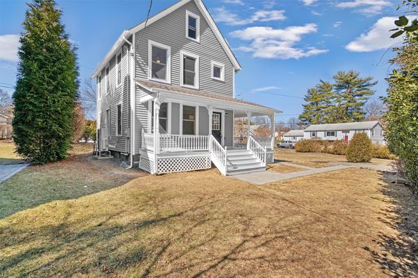 Backyard, Exterior, Facade, Queen Anne Victorian