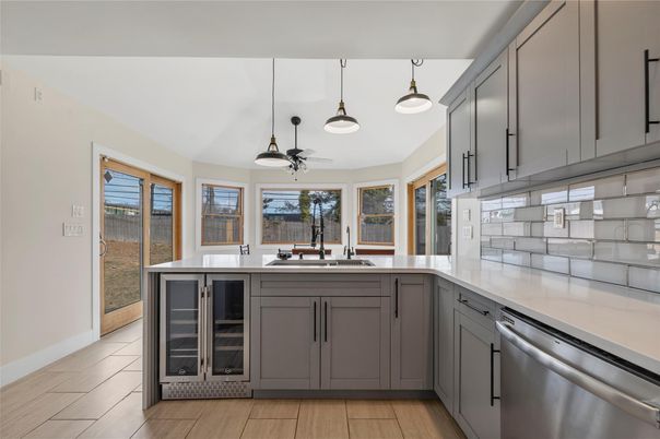 Interior, Kitchen, Pendant Lights, Wood Texture Flooring