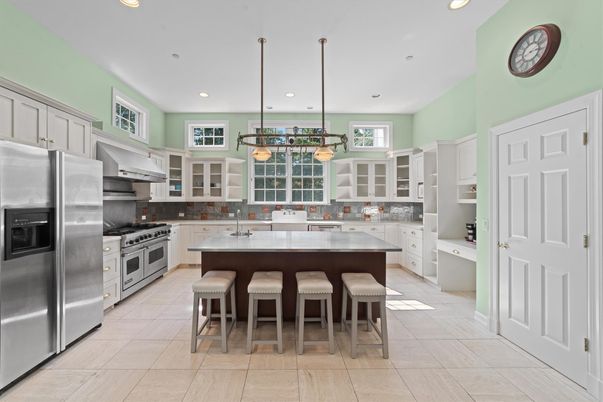 Interior, Kitchen, Pendant Lights, Recessed Lighting, Stainless Steel Appliances