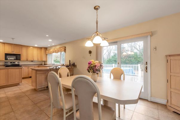 Dining room, Interior, Kitchen, Pendant Lights, Recessed Lighting