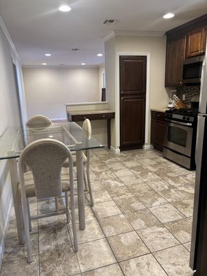 Dining room, Interior, Kitchen, Recessed Lighting