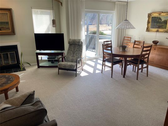 Dining room, Fireplace, Interior