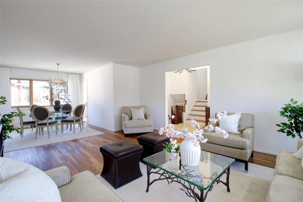 Chandelier, Dining room, Interior, Living room, Wood Texture Flooring
