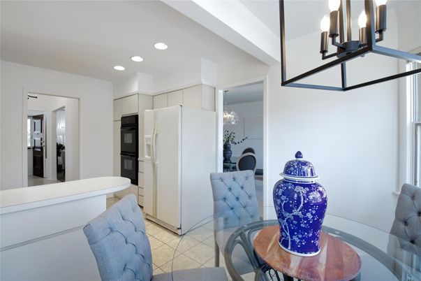 Dining room, Interior, Kitchen, Recessed Lighting
