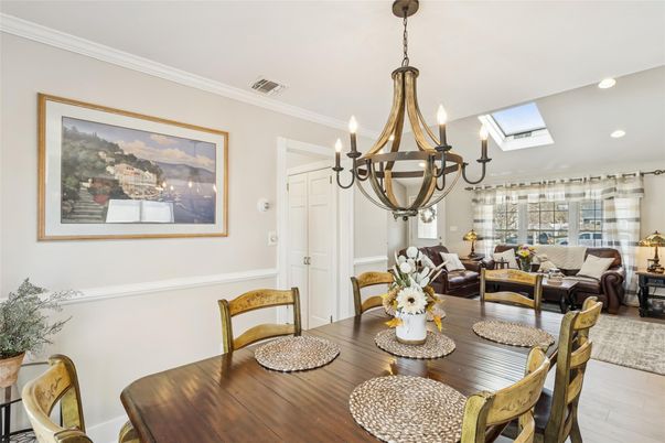 Chandelier, Dining room, Interior, Living room, Recessed Lighting, Wood Texture Flooring