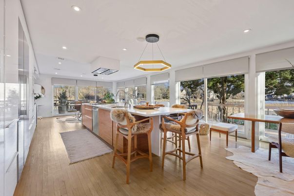 Dining room, Interior, Kitchen, Pendant Lights, Recessed Lighting, Wood Texture Flooring