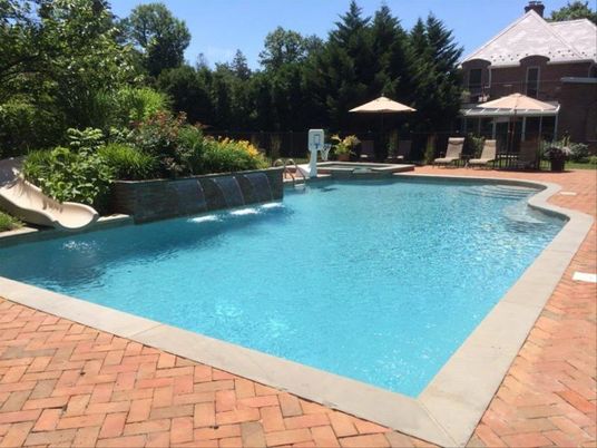 Exterior, Pool