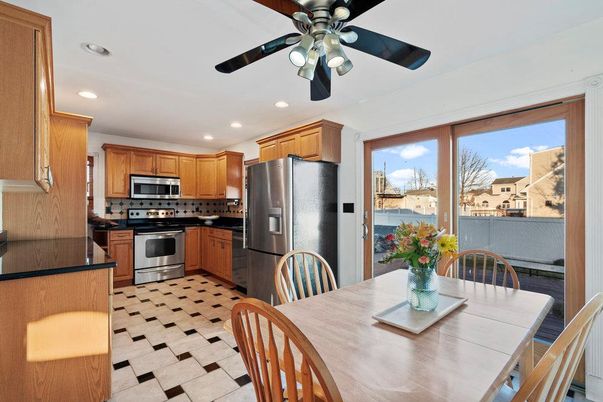 Dining room, Interior, Kitchen, Recessed Lighting, Stainless Steel Appliances