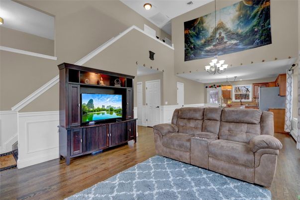Chandelier, Dining room, Interior, Living room, Recessed Lighting, Wood Texture Flooring