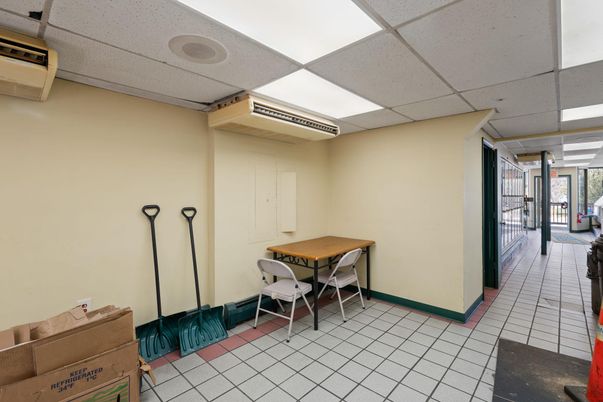 Dining room, Interior