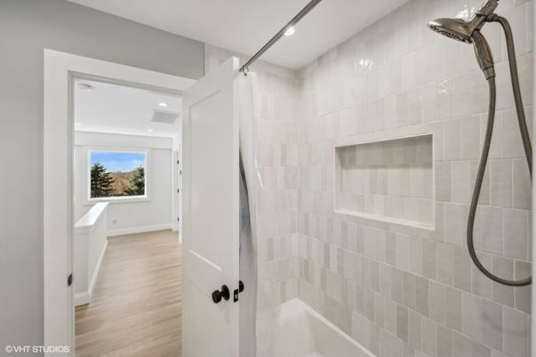 Bathroom, Interior, Recessed Lighting, Wood Texture Flooring