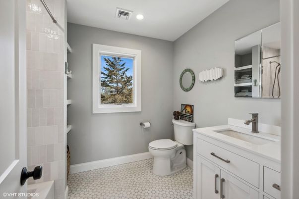 Bathroom, Interior, Recessed Lighting