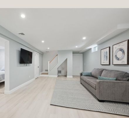 Interior, Living room, Recessed Lighting, Wood Texture Flooring