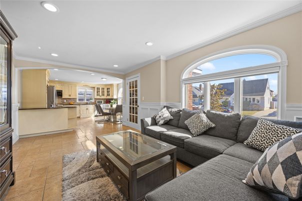 Dining room, Interior, Kitchen, Living room, Recessed Lighting, Stainless Steel Appliances