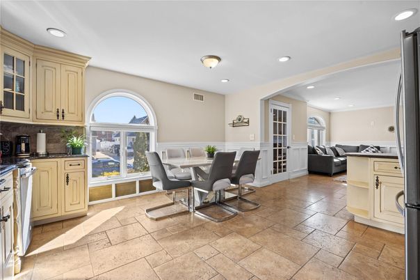 Dining room, Interior, Kitchen, Living room, Recessed Lighting