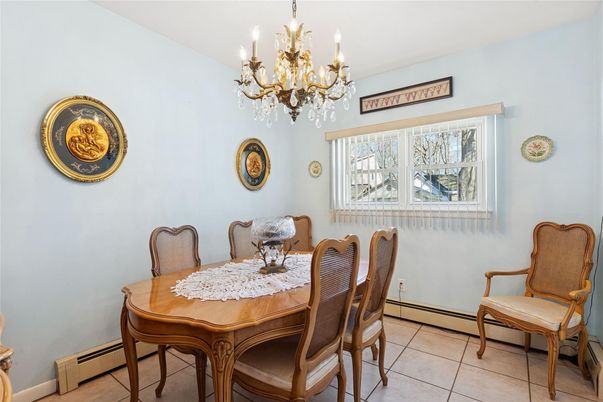 Chandelier, Dining room, Interior