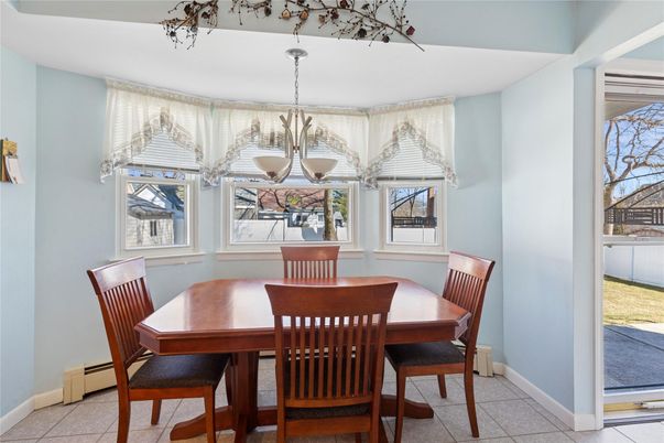 Dining room, Interior, Pendant Lights