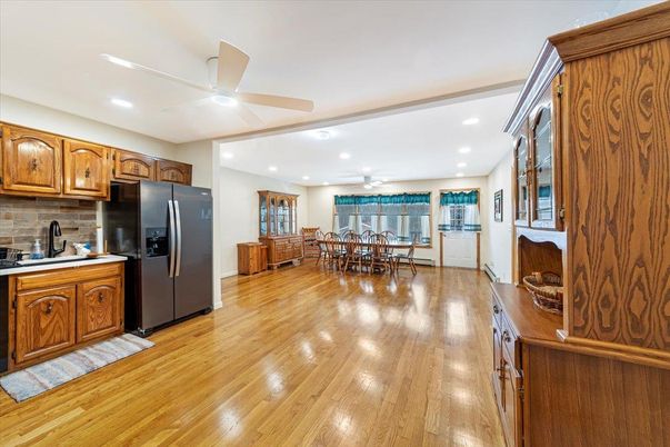 Dining room, Interior, Kitchen, Recessed Lighting, Wood Texture Flooring