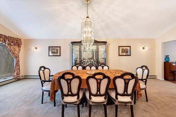 Chandelier, Dining room, Interior