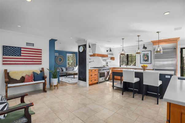 Interior, Kitchen, Pendant Lights, Recessed Lighting, Stainless Steel Appliances