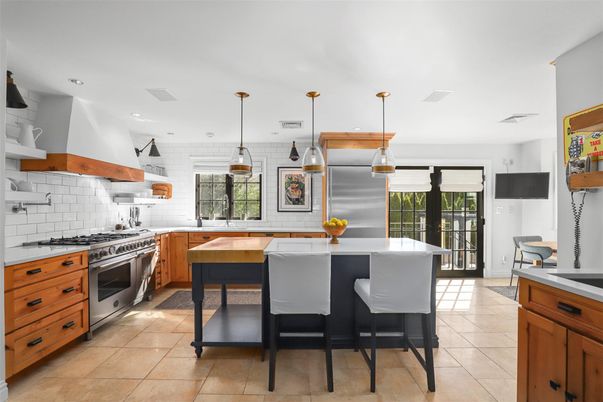 Interior, Kitchen, Pendant Lights, Recessed Lighting, Stainless Steel Appliances
