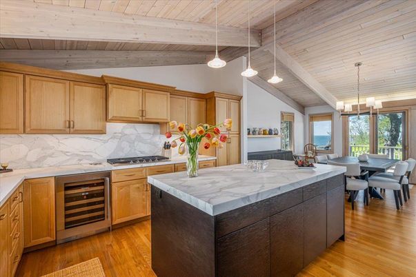 Dining room, Interior, Kitchen, Pendant Lights, Water, Wooden Beams, Wooden Ceilings, Wood Texture Flooring