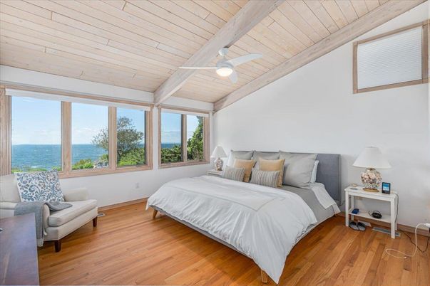 Bedroom, Interior, Water, Wooden Ceilings, Wood Texture Flooring