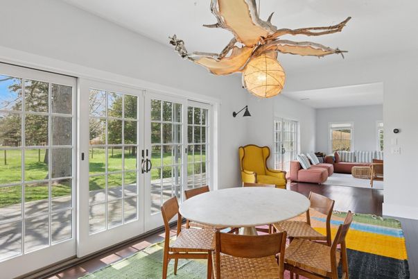 Chandelier, Dining room, Interior, Living room, Wood Texture Flooring