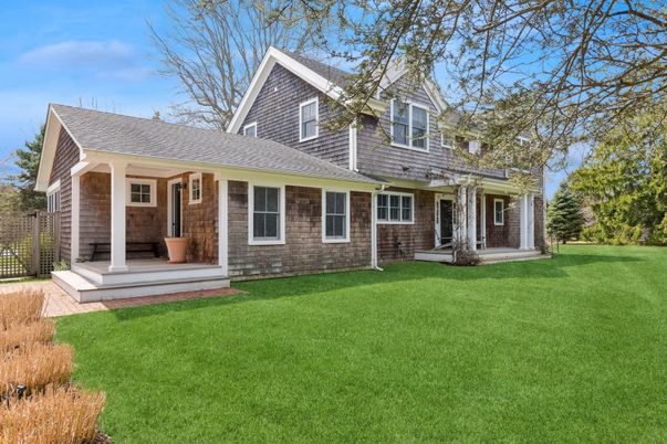 Exterior, Facade, Brick Facade, Cape Cod