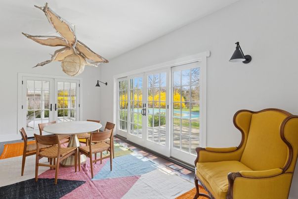 Dining room, Interior