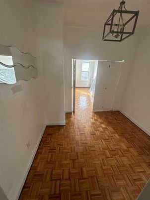 Empty room, Interior, Pendant Lights, Wood Texture Flooring