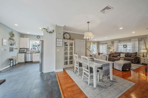 Dining room, Interior, Kitchen, Living room, Pendant Lights, Recessed Lighting, Wood Texture Flooring
