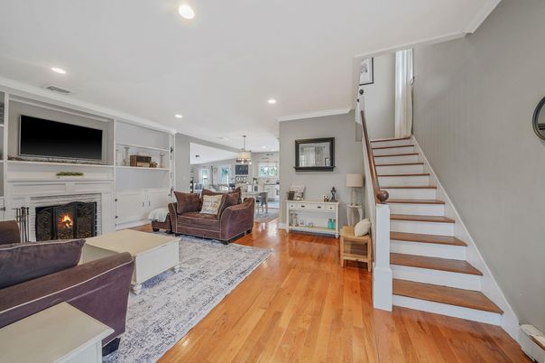 Fireplace, Interior, Living room, Pendant Lights, Recessed Lighting, Wood Texture Flooring