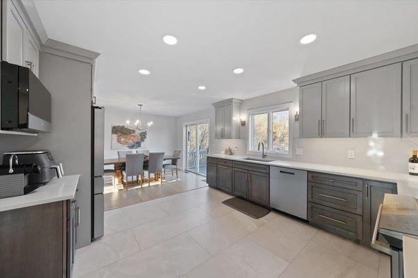 Chandelier, Dining room, Interior, Kitchen, Recessed Lighting, Wood Texture Flooring